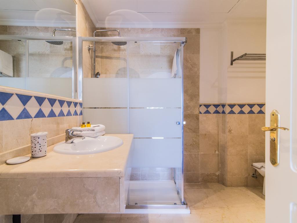 River Garden Spacious Penthouse Marbella Exterior foto